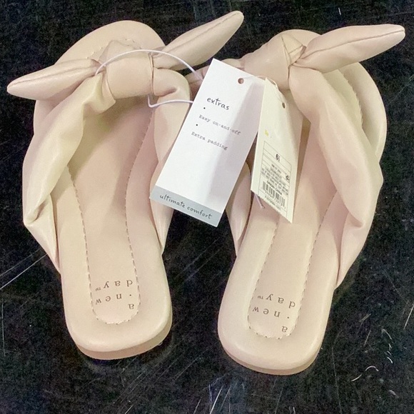 Women's Adley Bow Flip Flop Sandals-a New Day-cream-various sizes-new - Picture 6 of 6
